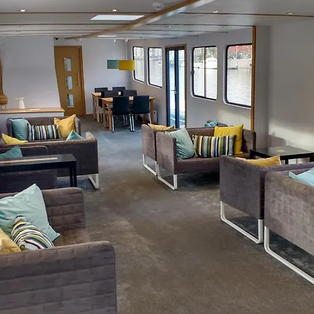 Hostel Kyle Blue - Harbour Luxury Boat