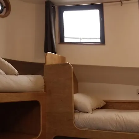 Kyle Blue - Harbour Luxury Boat * Bristol