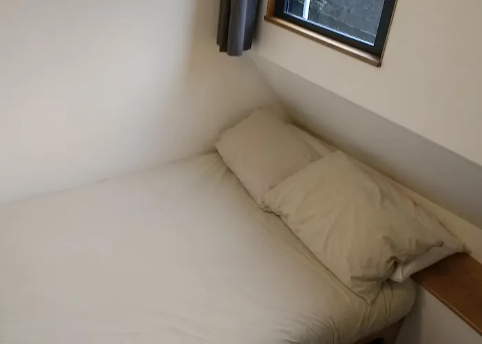 Kyle Blue - Harbour Luxury Boat