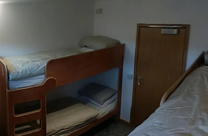 Kyle Blue - Harbour Luxury Boat Hostel *